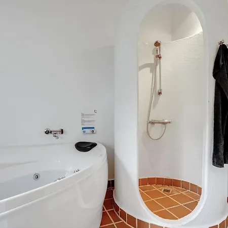 펜션 Beautiful Home In Hvide Sande With Sauna *