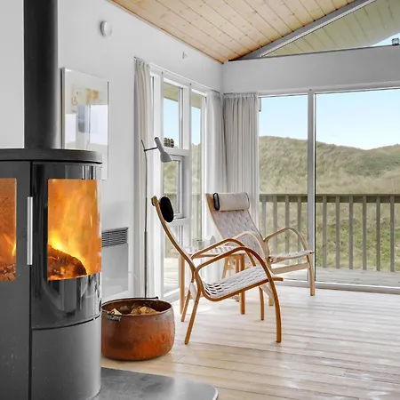 Beautiful Home In Hvide Sande With Sauna 흐비드 산드