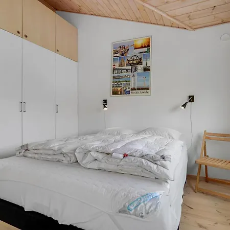 Beautiful Home In Hvide Sande With Sauna