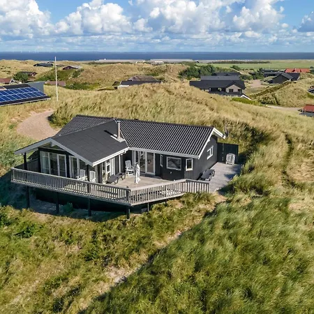 펜션 Beautiful Home In Hvide Sande With Sauna *